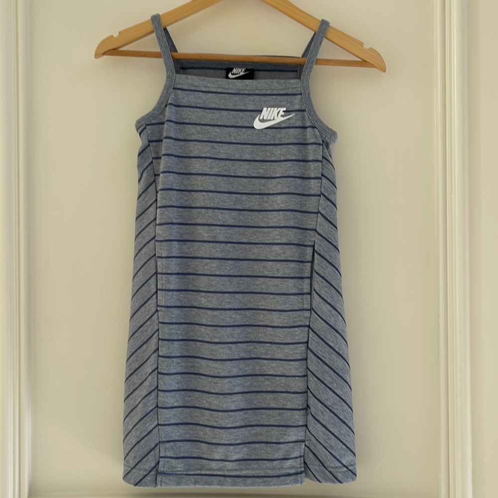 Nike Girls NSW Dress NWOT